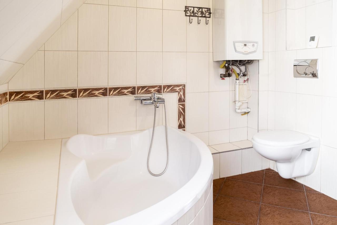 2 Bedroom Apartment, Heart Of Krakow Tomasza St Esterno foto